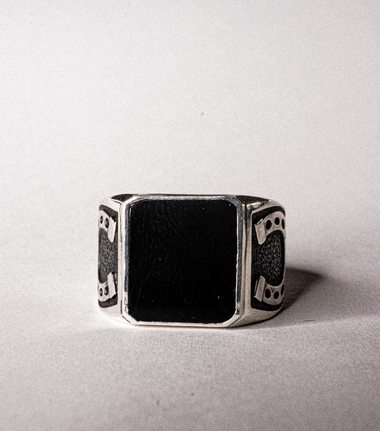Solid Luck - Black Onyx