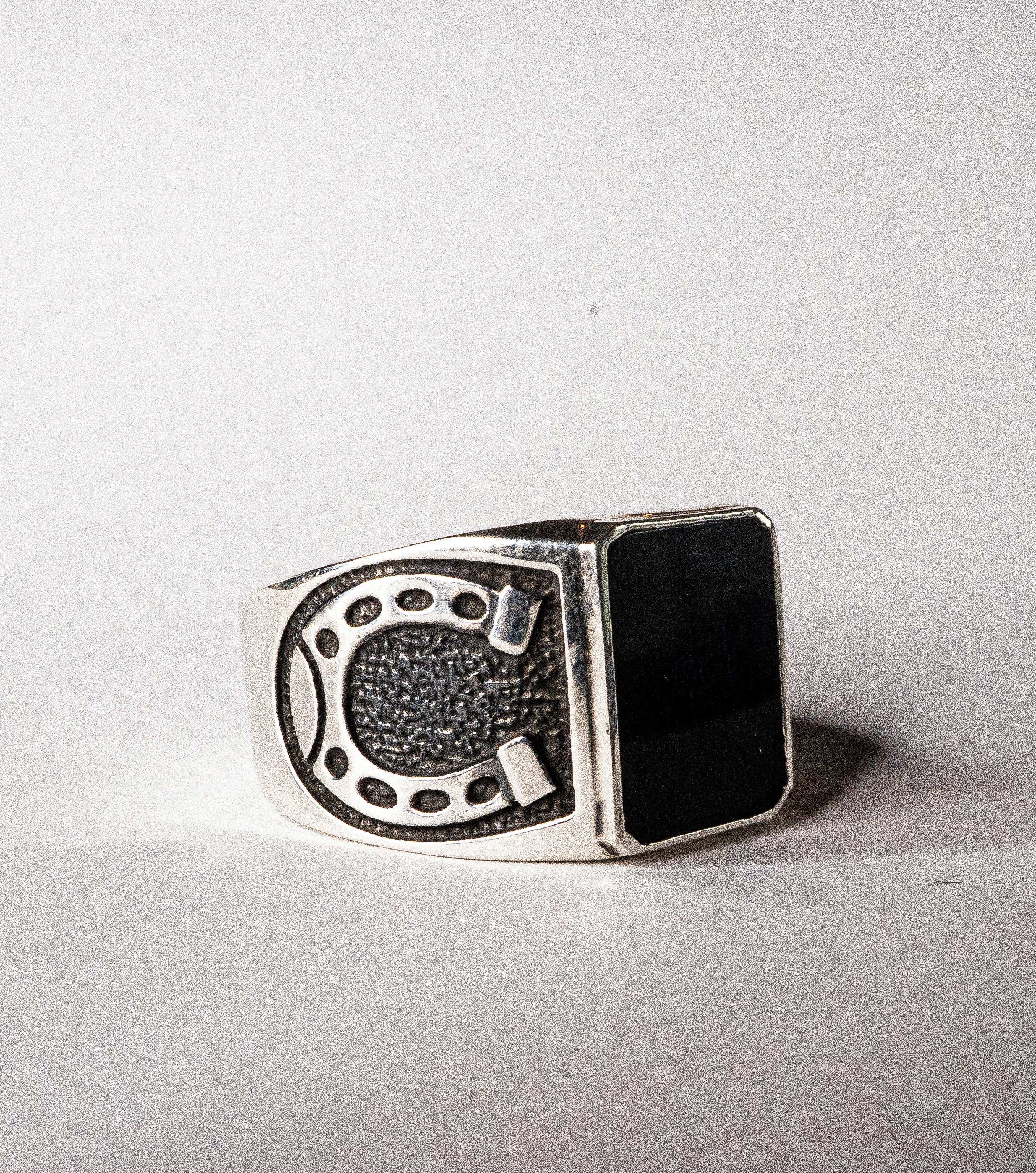 Solid Luck - Black Onyx